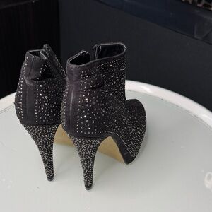 Elegant Black Studded Ankle Boots